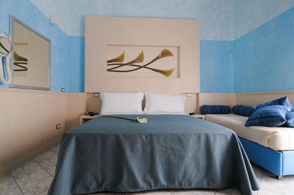 Hotel Dei Platani ريميني المظهر الخارجي الصورة
