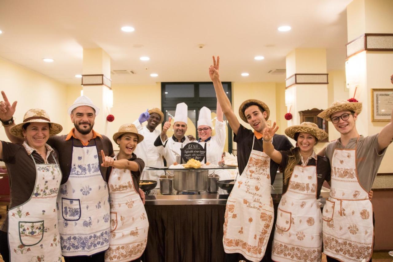 Hotel Dei Platani ريميني المظهر الخارجي الصورة